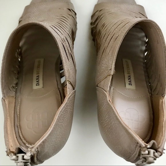 NWOT DANA BUCHMAN Peep Toe Heels (9) - Picture 5 of 7
